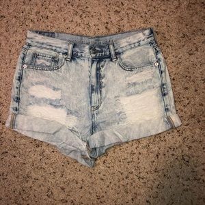 american eagle mom short